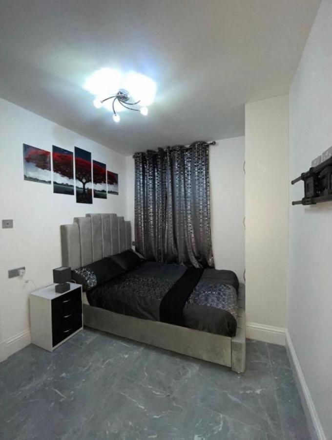 Apartment Entire 5 Star Luxury Whalley House Wifi Tv Luxury